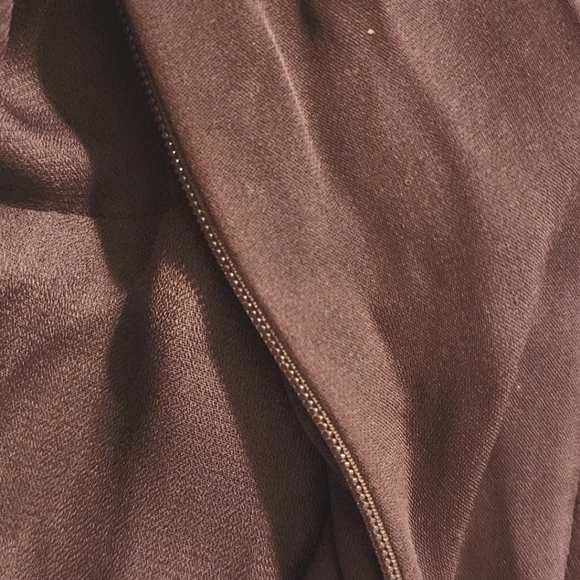 Ellen Tracy  plum 100% silk blouse - Picture 4 of 10